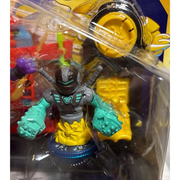 Legends Of Akedo Ninja Fury Official Rules Starter Pack Action Figures Ages 6+ - Picture 5 of 7